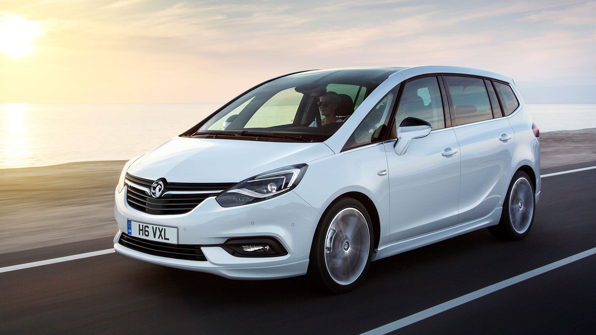 Vauxhall reveals the latest Zafira Tourer MPV AutoTrader